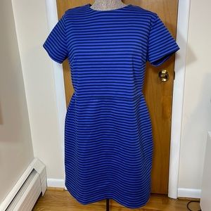 Old Navy Womens XL Blue and Black Stripe Short Sleeve Stretchy Dress
